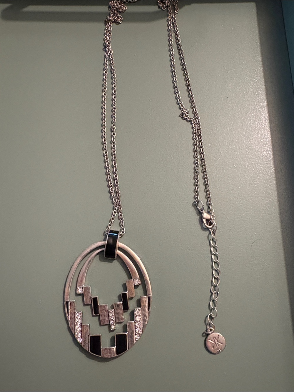 Silver-tone Geometric Oval Pendant Necklace - Black & Silver